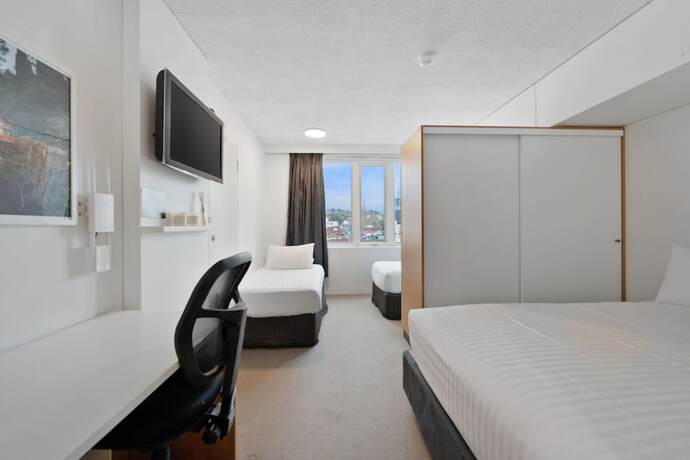 Imagen de la habitación del Hotel Allurity. Foto 15