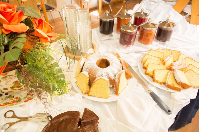 Imagen del bar/restaurante del Hotel Allyouneed Salzburg. Foto 5