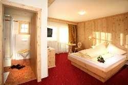 Imagen de la habitación del Hotel Alm-Ferienclub Silbertal. Foto 3