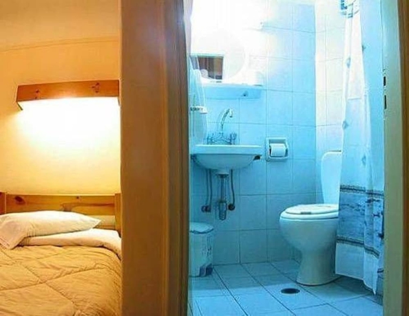 Imagen de la habitación del Hotel Alma, Atenas. Foto 15