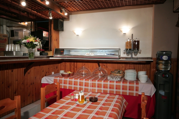 Imagen del bar/restaurante del Hotel Alma, Atenas. Foto 4