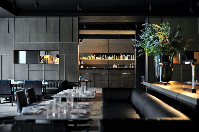 Imagen del bar/restaurante del Hotel Alma Barcelona Gl. Foto 4