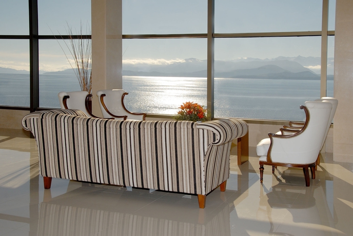 Imagen de los interiores del Hotel Alma Del Lago Suites and Spa. Foto 13