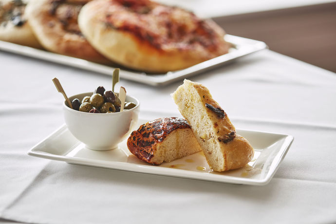 Imagen de los interiores del Hotel Alma Lodge and Restaurant. Foto 15