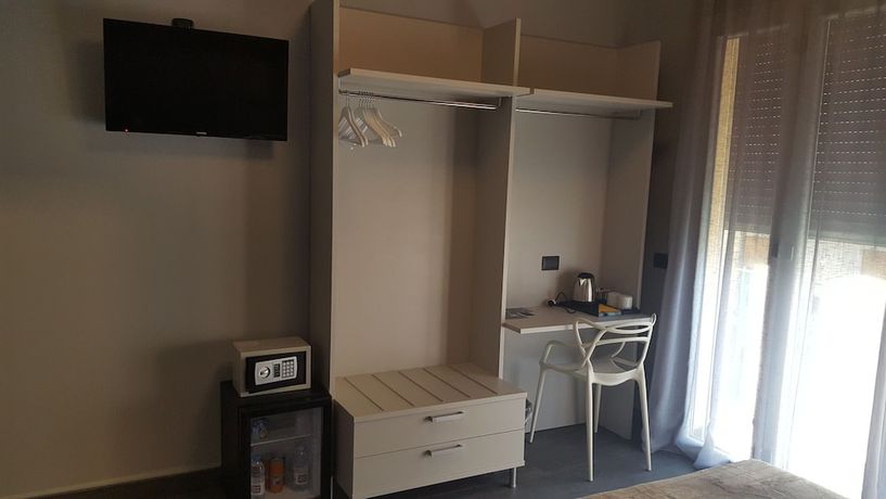 Imagen de la habitación del Hotel Alma, Palermo. Foto 16