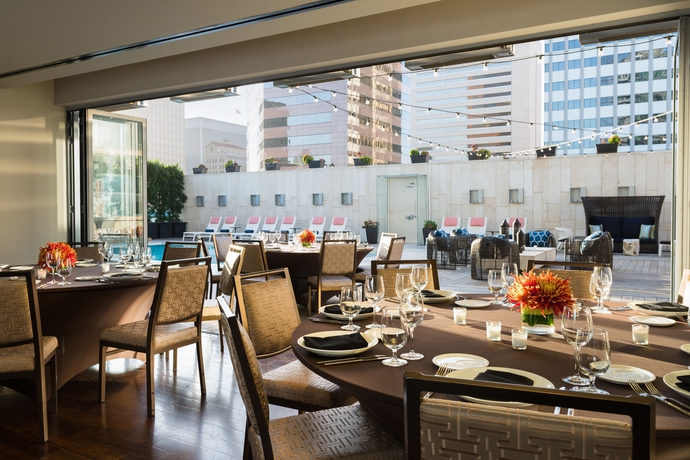 Imagen del bar/restaurante del Hotel Alma San Diego Downtown, a Tribute Portfolio. Foto 4