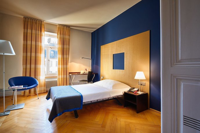 Imagen de la habitación del Hotel Alma, Zúrich. Foto 7