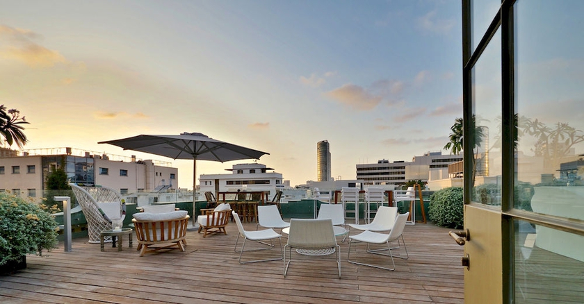 Imagen de los exteriores del Hotel Alma and Lounge. Foto 10