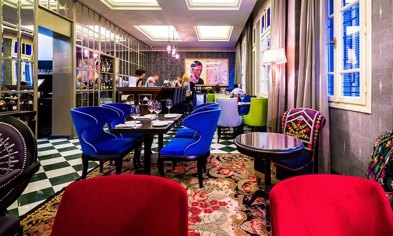 Imagen de los interiores del Hotel Alma and Lounge. Foto 16