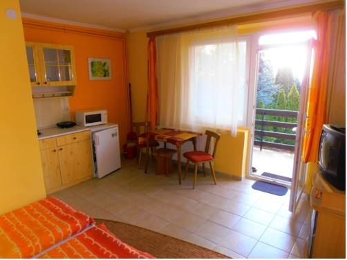 Imagen general del Hotel Almádi Apartments. Foto 13