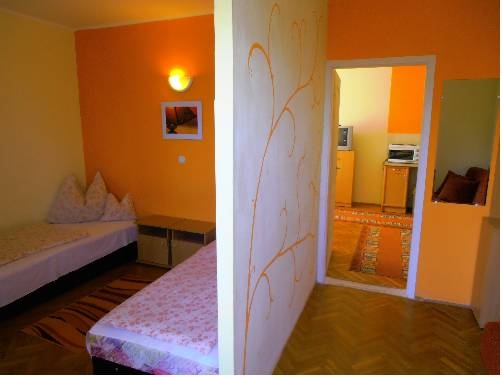 Imagen general del Hotel Almádi Apartments. Foto 15