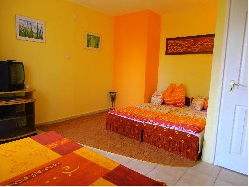 Imagen general del Hotel Almádi Apartments. Foto 16