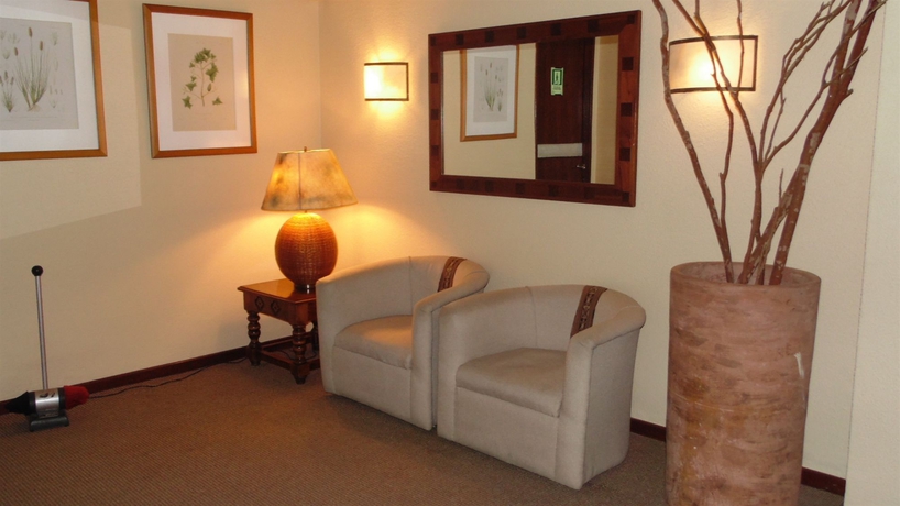 Imagen de los interiores del Hotel Almacruz Y Centro De Convenciones. Foto 10