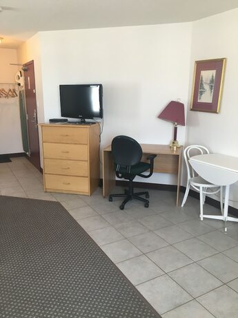 Imagen general del Hotel Almada Inn. Foto 10