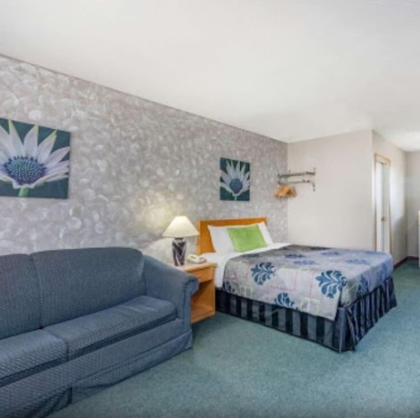 Imagen de la habitación del Hotel Almada Inn. Foto 18