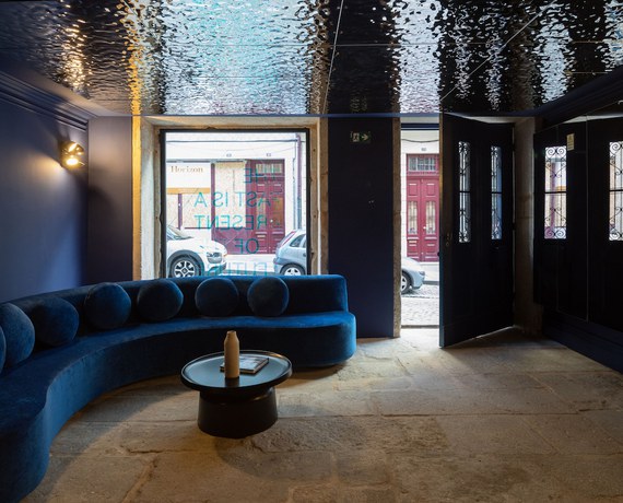 Imagen de los interiores del Hotel Almadina Smart Luxury. Foto 20