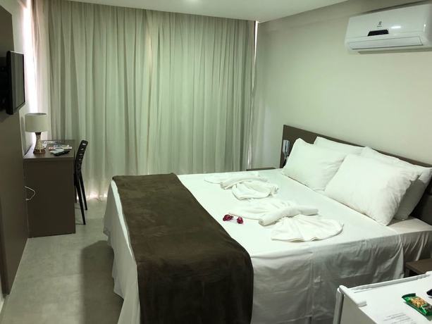 Imagen de la habitación del Hotel Almagre. Foto 17