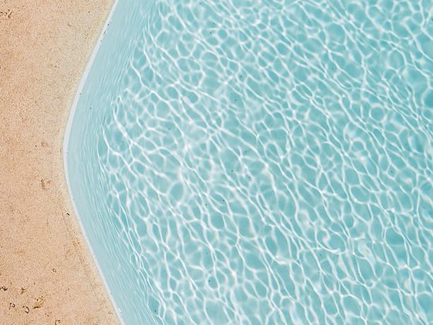 Imagen de la piscina del Hotel Almalusa Comporta. Foto 18