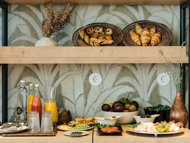 Imagen del bar/restaurante del Hotel Almalusa Comporta. Foto 3