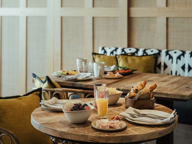 Imagen del bar/restaurante del Hotel Almalusa Comporta. Foto 4