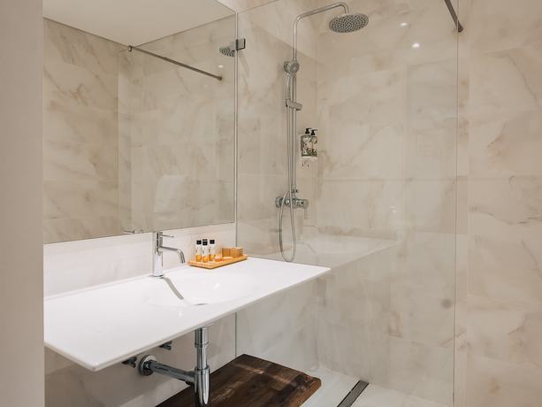 Imagen de la habitación del Hotel Almalusa Comporta. Foto 12