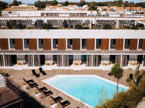 Imagen de la piscina del Hotel Almalusa Comporta. Foto 20