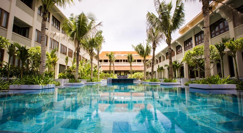 Imagen de la piscina del Hotel Almanity Hoi An Resort and Spa. Foto 5