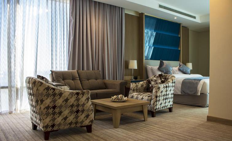 Imagen de la habitación del Hotel Almansour Suites Doha. Foto 9