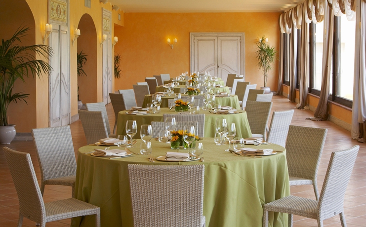 Imagen de los interiores del Hotel Almar Giardino di Costanza Resort and Spa. Foto 10