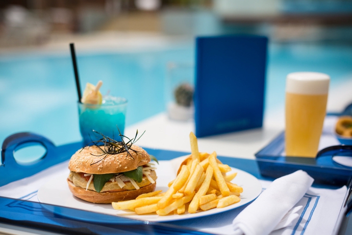 Imagen del bar/restaurante del Hotel Almar Jesolo Resort and Spa. Foto 4