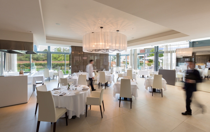 Imagen del bar/restaurante del Hotel Almar Jesolo Resort and Spa. Foto 5