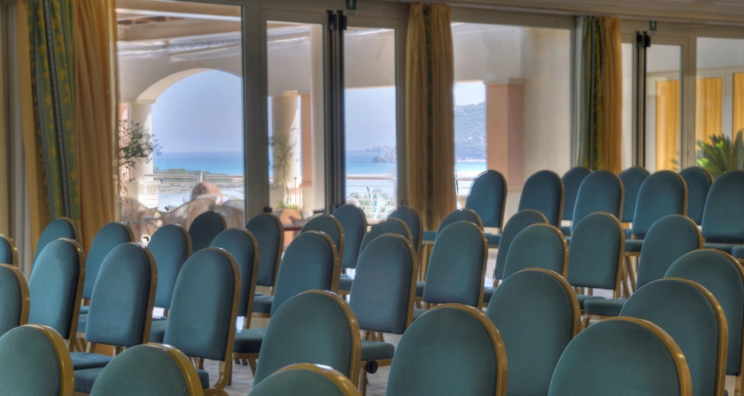 Imagen de los interiores del Hotel Almar Timi Ama Resort & Spa. Foto 11