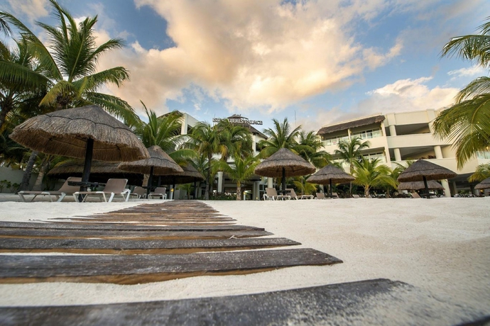 Imagen de los exteriores del Hotel Almare, a Luxury Collection Resort, Isla Mujeres, Adult All-Inclusive. Foto 9