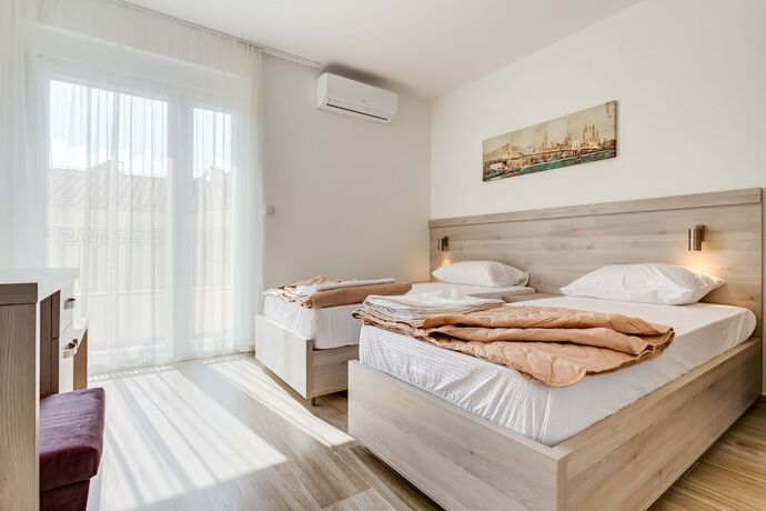 Imagen general del Hotel Almare apartments Budva. Foto 7