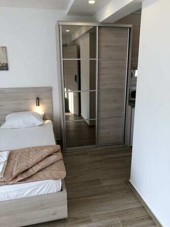 Imagen general del Hotel Almare apartments Budva. Foto 9