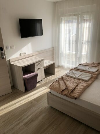 Imagen general del Hotel Almare apartments Budva. Foto 12