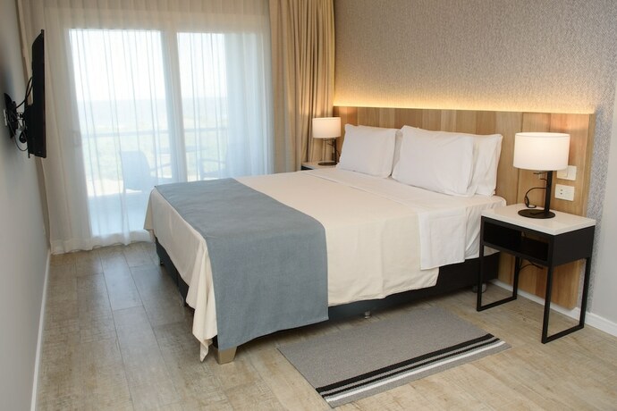 Imagen de la habitación del Hotel Almarena Apart & Hotel Boutique. Foto 19