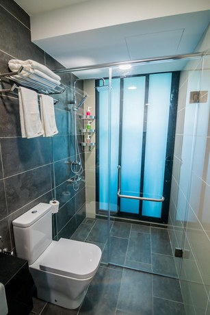Imagen de la habitación del Hotel Almas Suites by Subhome. Foto 8
