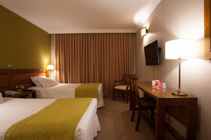 Imagen de la habitación del Hotel Almasur Punta Arenas. Foto 5