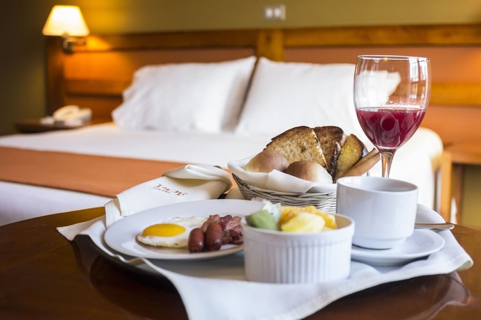 Imagen de la habitación del Hotel Almasur Punta Arenas. Foto 8