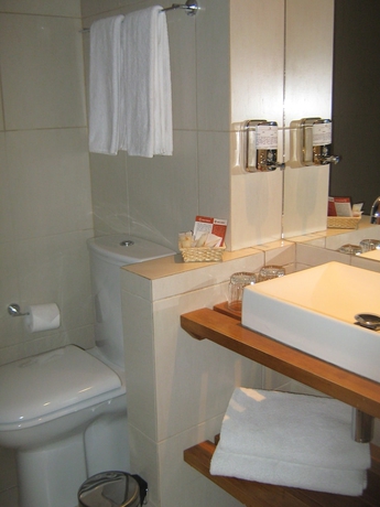 Imagen de la habitación del Hotel Almasur Punta Arenas. Foto 13