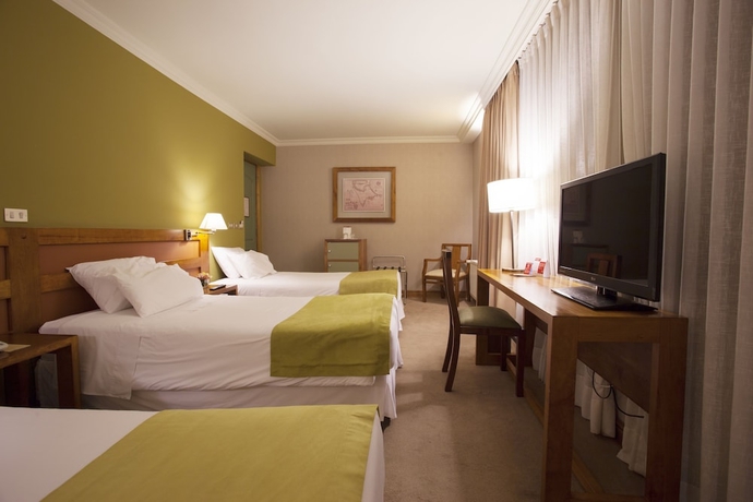 Imagen de la habitación del Hotel Almasur Punta Arenas. Foto 14