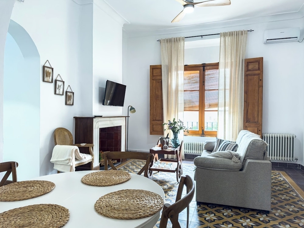 Imagen de la habitación del Hotel Almaterra Apartamentos Tur&iacute;sticos. Foto 2