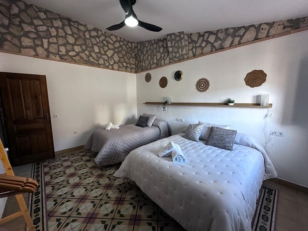 Imagen de la habitación del Hotel Almaterra Apartamentos Tur&iacute;sticos. Foto 7