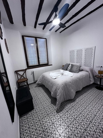 Imagen de la habitación del Hotel Almaterra Apartamentos Tur&iacute;sticos. Foto 14
