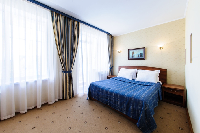 Imagen de la habitación del Hotel Almaz. Foto 3