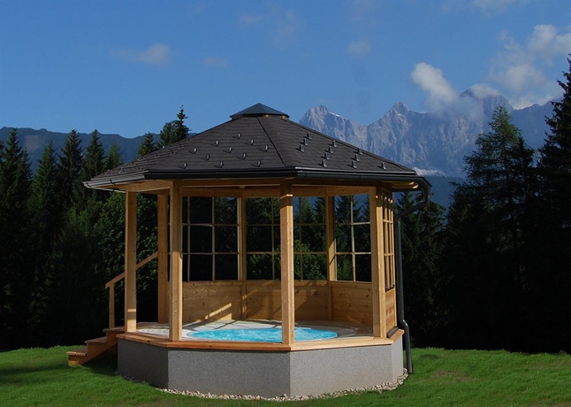 Imagen de los exteriores del Hotel Almdorf Reiteralm. Foto 11