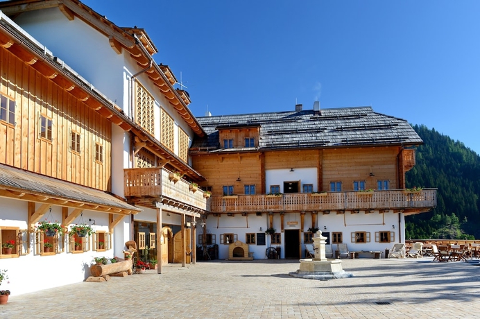 Imagen de los interiores del Hotel Almdorf Seinerzeit. Foto 19