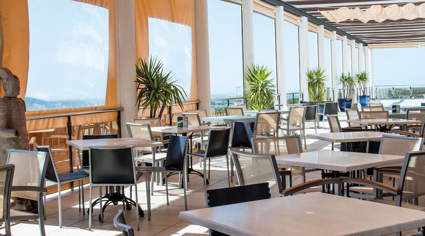 Imagen de los exteriores del Hotel Almedina Spa. Foto 12