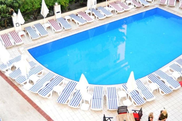 Imagen general del Hotel Almena. Foto 15